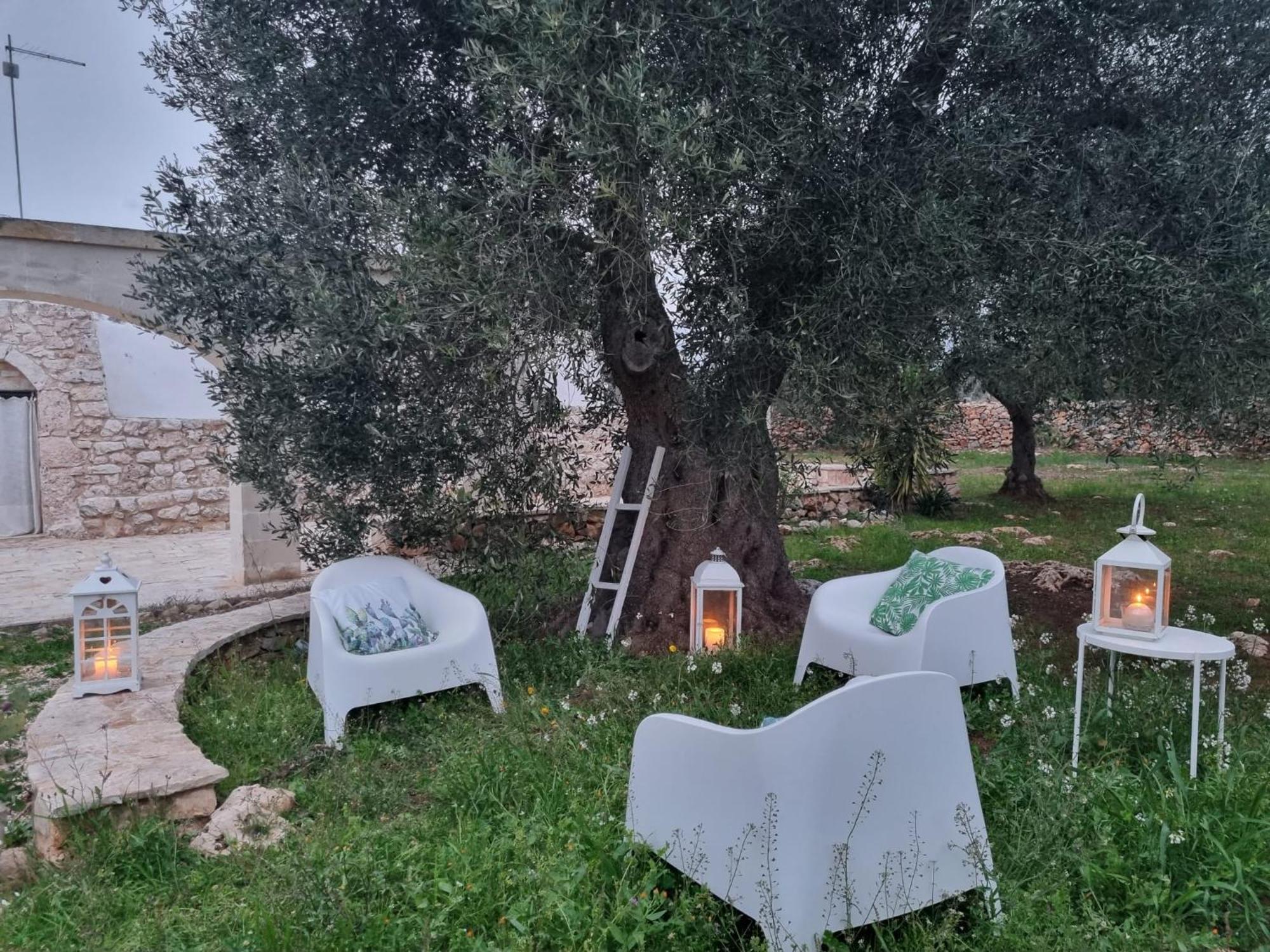 Trulli Di Spinaruta Acomodação com café da manhã Grottaglie Exterior foto