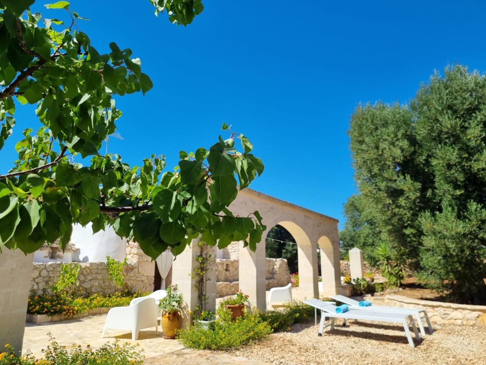 Trulli Di Spinaruta Acomodação com café da manhã Grottaglie Exterior foto
