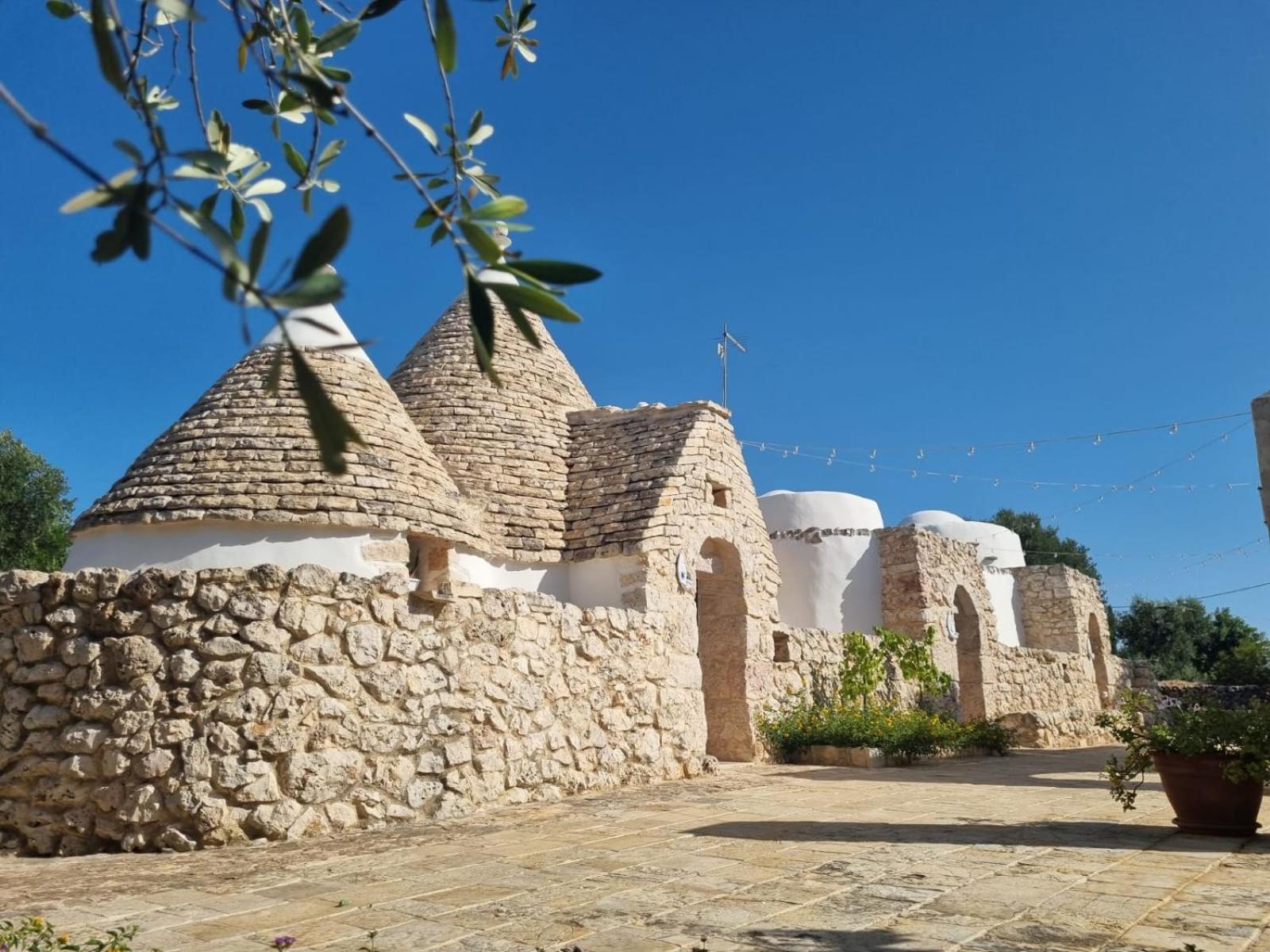 Trulli Di Spinaruta Acomodação com café da manhã Grottaglie Exterior foto