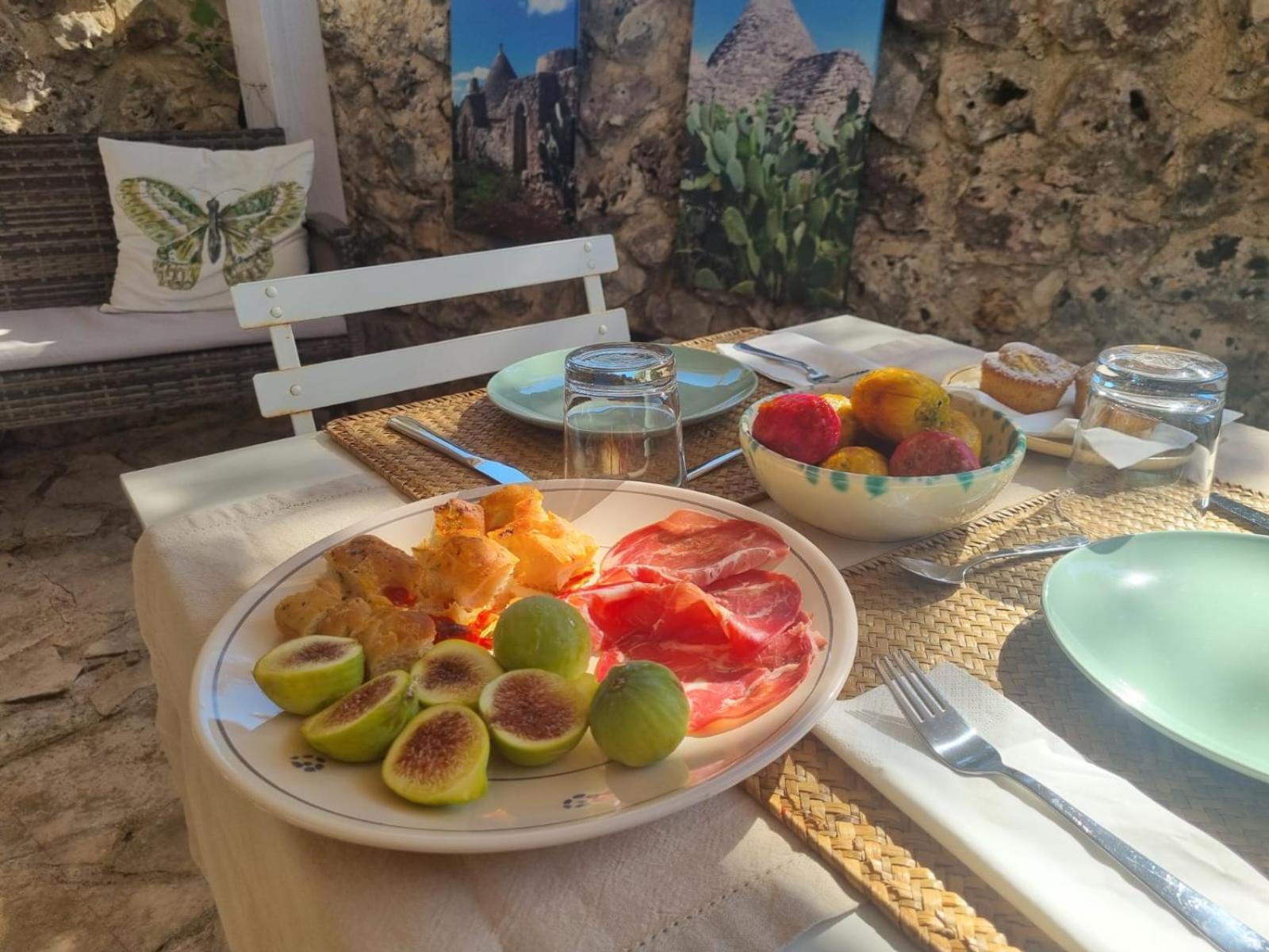Trulli Di Spinaruta Acomodação com café da manhã Grottaglie Exterior foto