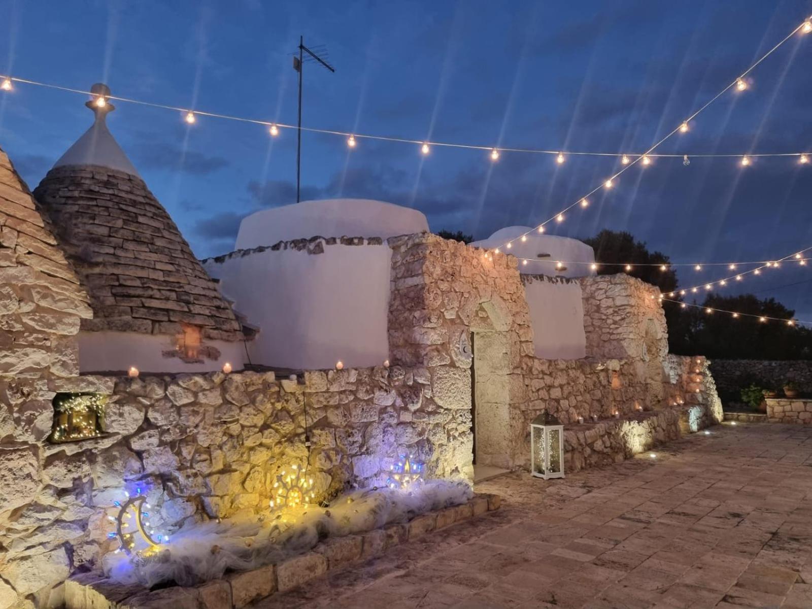 Trulli Di Spinaruta Acomodação com café da manhã Grottaglie Exterior foto